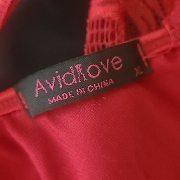 Nightgown - Picture 2 of 2